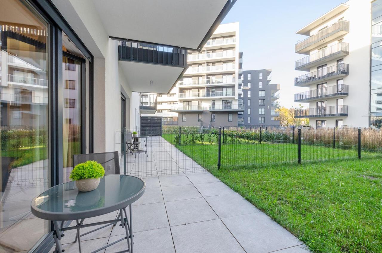 Sky Home- Rose Apartament -Manufaktura, Bezplatny Parking, Klima, Dostep Na Kod Łódź Exterior foto